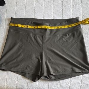Old Navy Women's Athletic Shorts in Olive